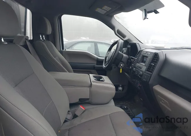 1FTMF1EB1JKE19030: 42233745