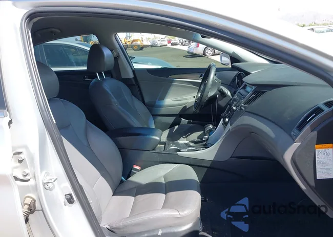 KMHEC4A44CA059925: 42233776