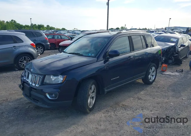 1C4NJDEB8FD340471: 42233793