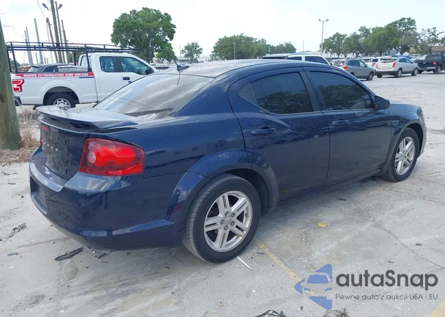 1C3CDZAG2EN220157: 42233799