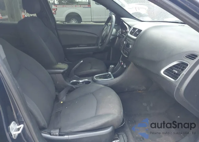 1C3CDZAG2EN220157: 42233799