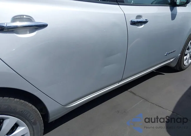 1N4BZ0CP4HC303676: 42233850