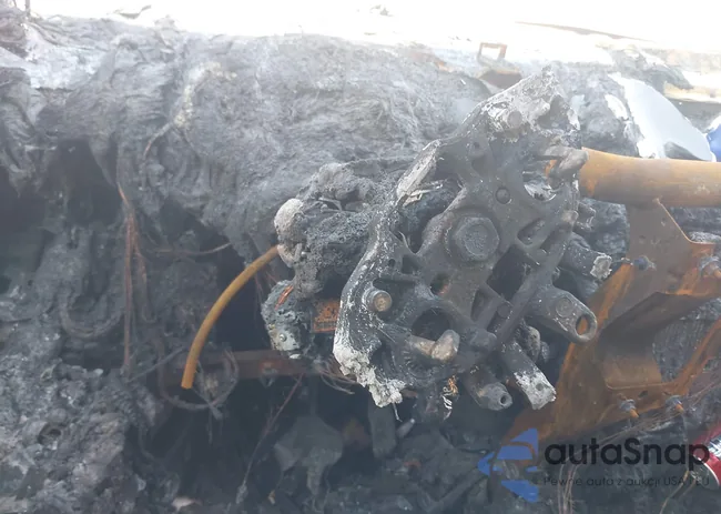 1FTYR2ZG4HKA88748: 42232989