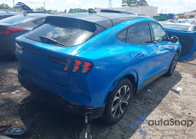 3FMTK3R77NMA28340: 42233063