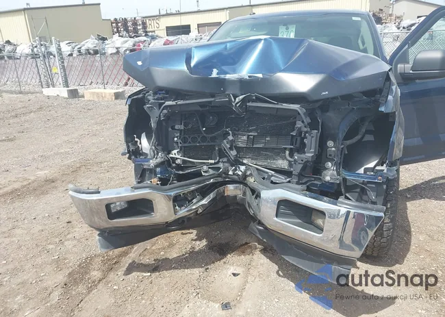 1FTMF1EB2JKG02419: 42233077