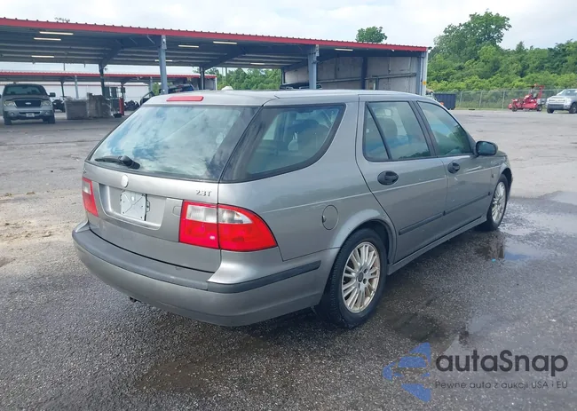 YS3ED59A353500557: 42233101