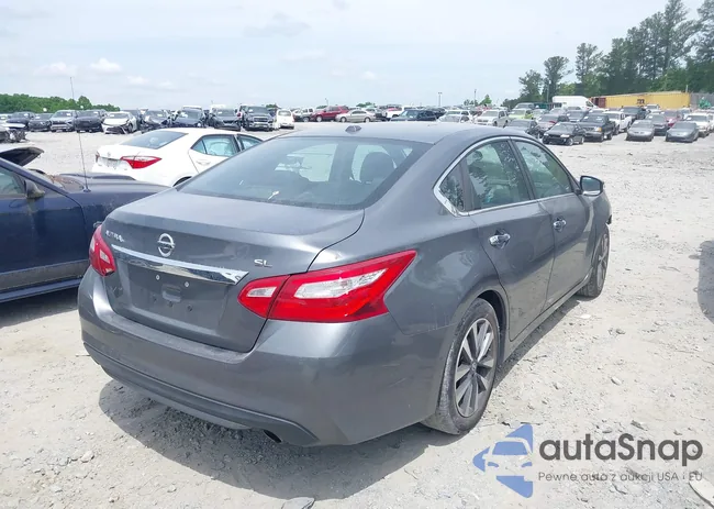 1N4AL3AP2HC283168: 42233112