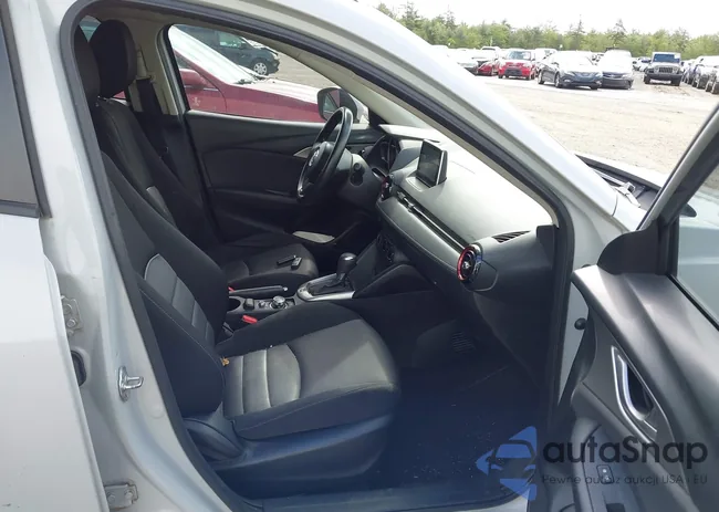 JM1DKFB78H0146215: 42233175