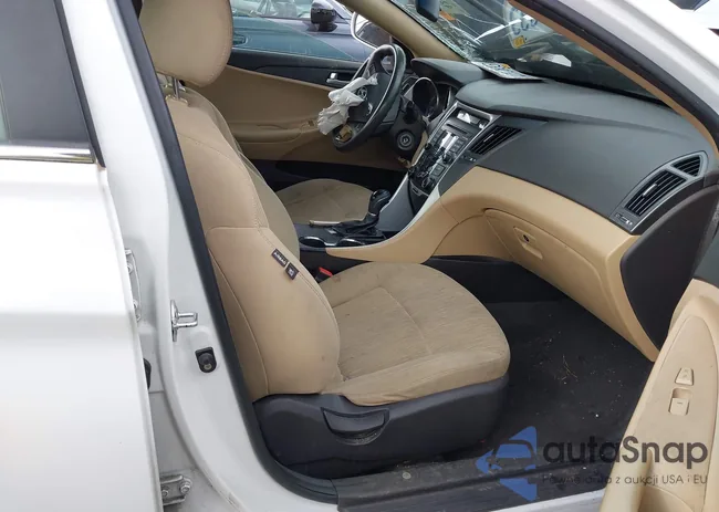 5NPEB4AC8BH273628: 42233188