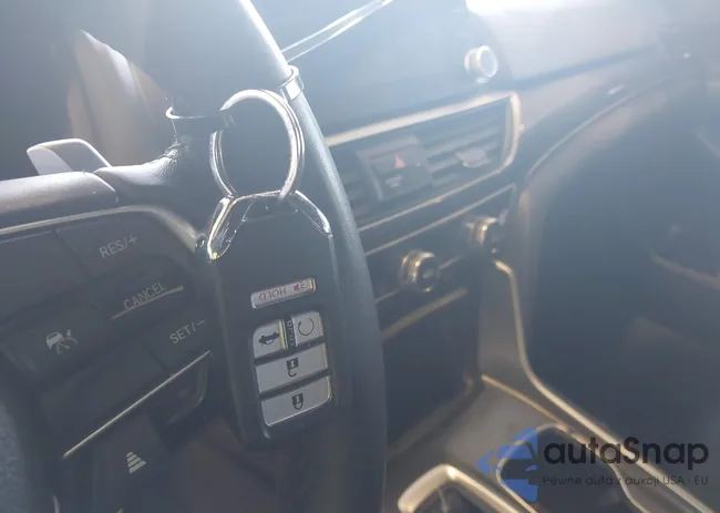 1HGCV2F36NA022678: 42233270