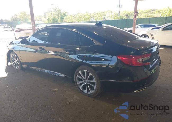 1HGCV2F36NA022678: 42233270