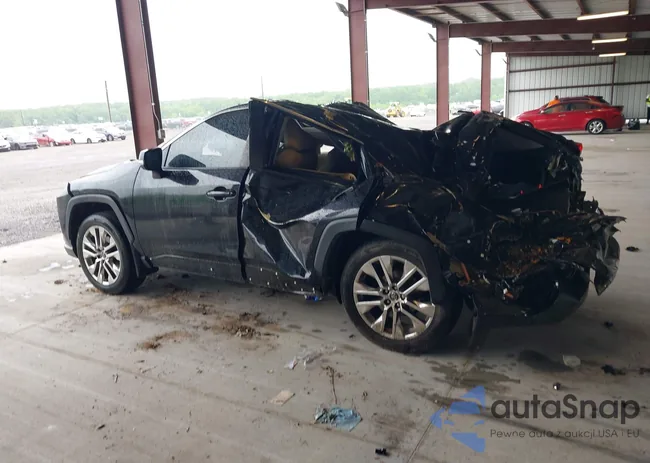 2T3A1RFV0MW145999: 42234472