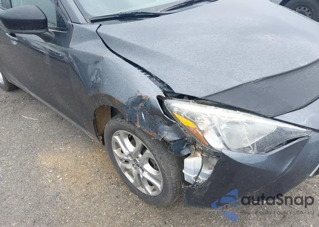 3MYDLBZVXGY125754: 42234664