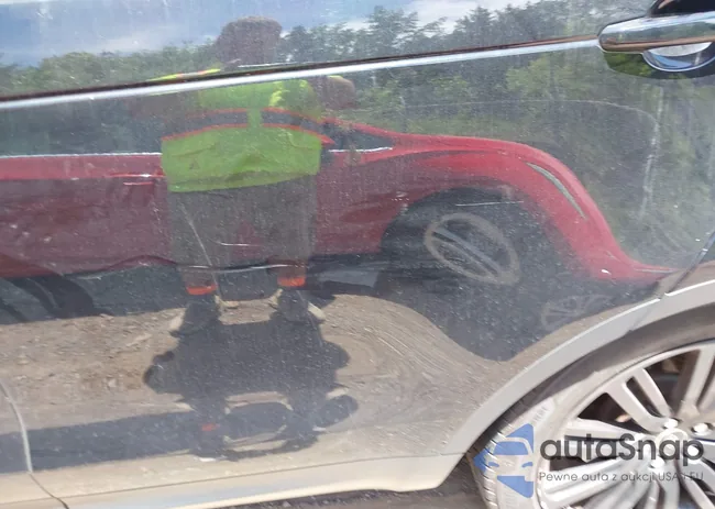 SALRRBBV1HA021519: 42234700