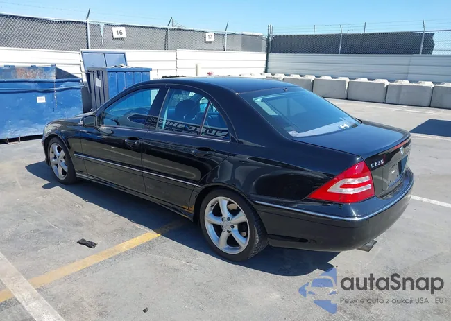 WDBRF40J75F685297: 42234956