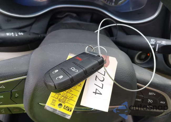 1C3CCCAB2GN132880: 42235491