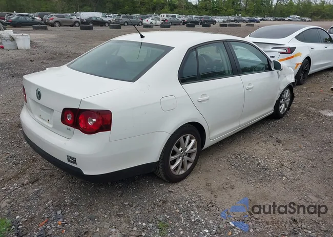 3VWRZ7AJ4AM123924: 42235519