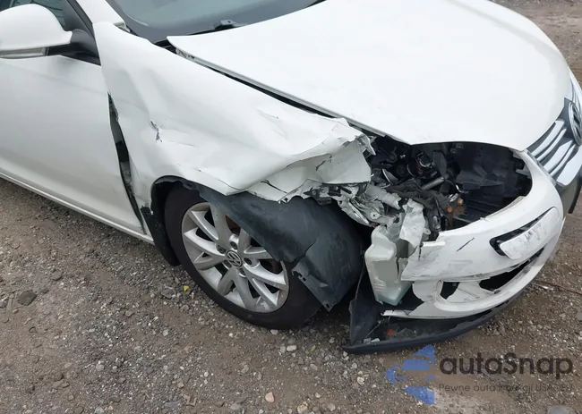 3VWRZ7AJ4AM123924: 42235519