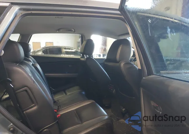 JM3TB2DA6B0305227: 42235571