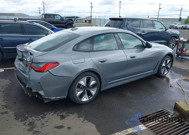 WBY43AW04PFP57379: 42235595