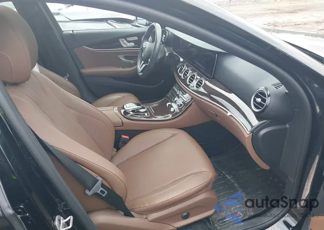 W1KZF8EB3LA822200: 42235598