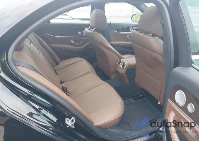 W1KZF8EB3LA822200: 42235598