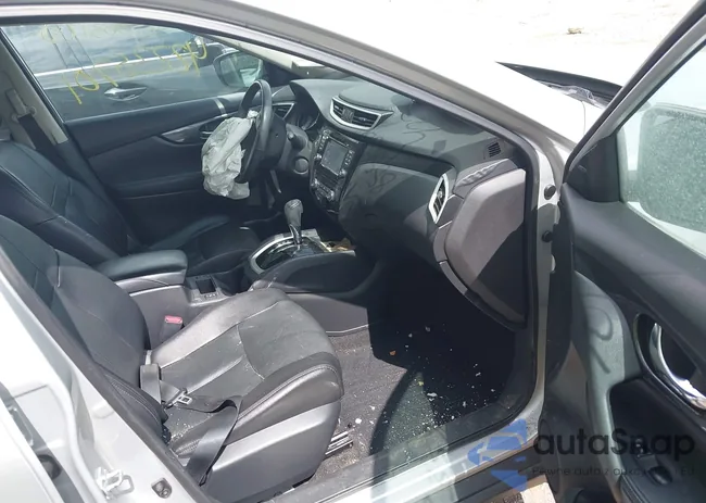 5N1AT2MVXGC855631: 42235701