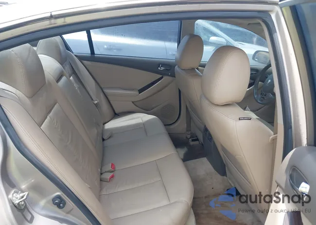 1N4AL2AP9BN458005: 42235952