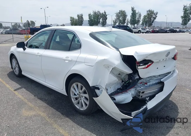 4T1C11AK2NU689552: 42236500