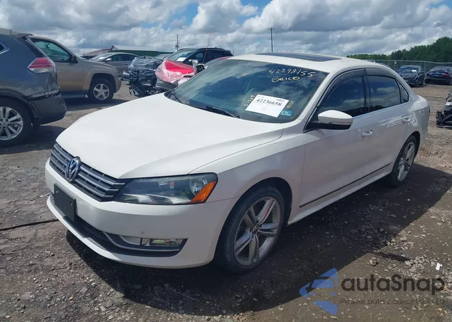 1VWCN7A38EC069585: 42236658