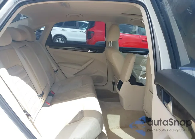 1VWCN7A38EC069585: 42236658