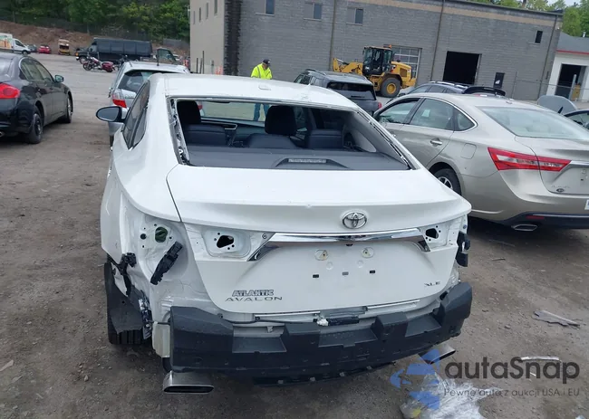 4T1BK1EB0EU128219: 42236660