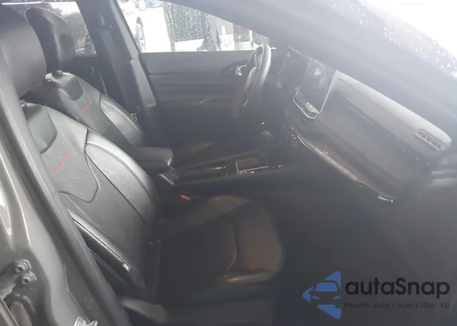 3C4NJDDN5PT526220: 42236827