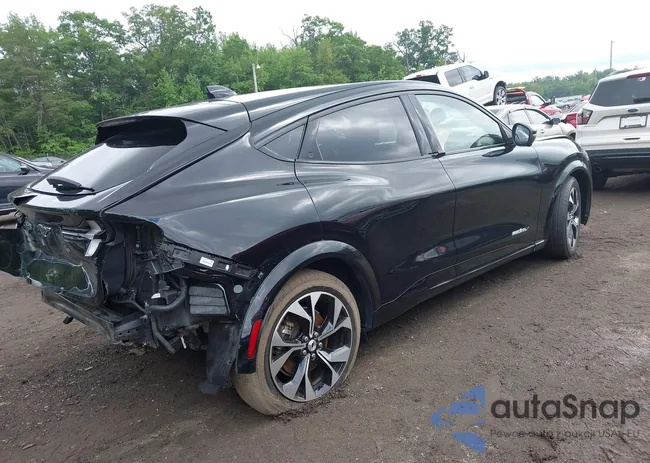 3FMTK3SU7MMA58565: 42236883