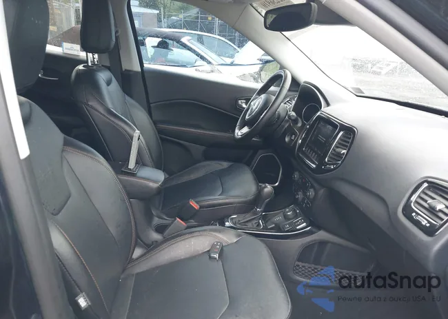 3C4NJDCB5LT238795: 42236910