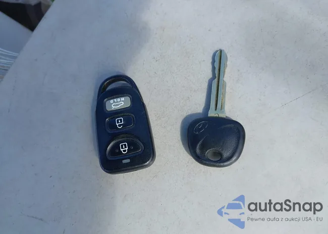 5NPD84LF0JH266883: 42235990