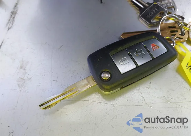 JN1BJ1CP8HW004622: 42236280