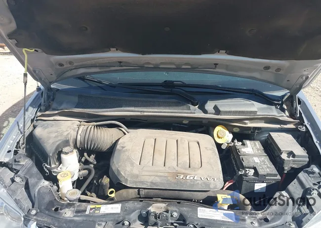 2C4RDGCG6JR156564: 42237853