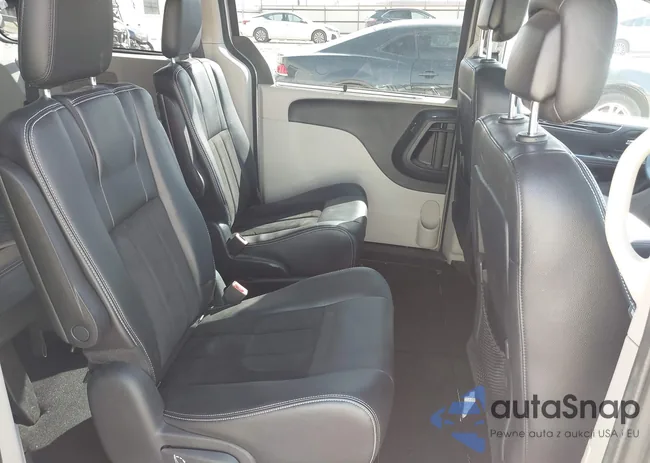 2C4RDGCG6JR156564: 42237853