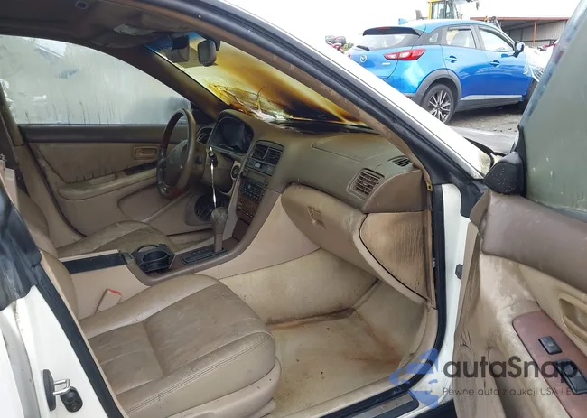 JT8BF28G110330301: 42237022