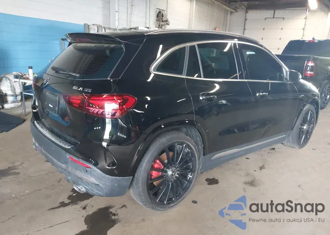 W1N4N5BB0RJ577108: 42237048