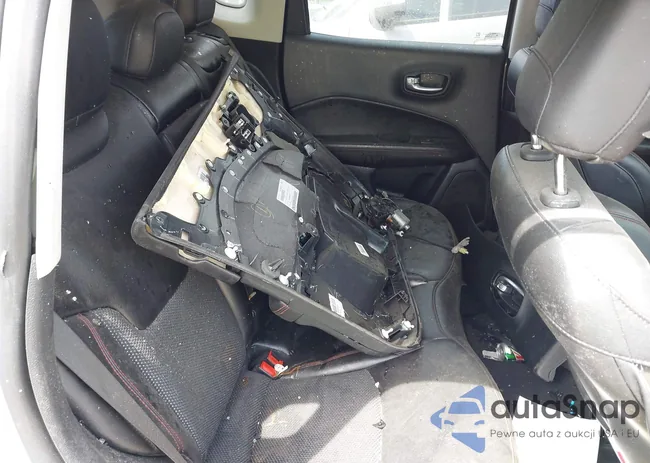 3C4NJDDB3LT203476: 42238482