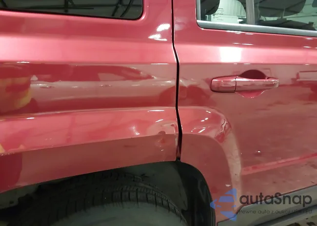 1C4NJRFB4FD125844: 42238504