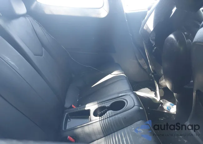 KMHTC6AD7FU221732: 42238906