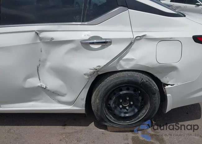 1N4BL4BV6MN421879: 42238024