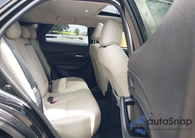 3MVDMBAYXMM249218: 42238058