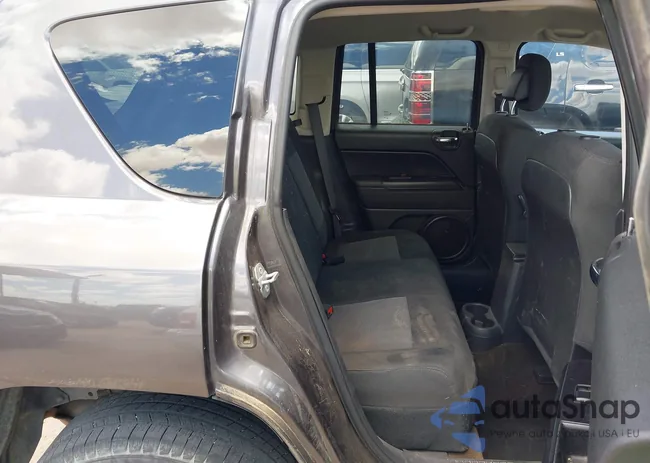 1C4NJCBA8GD611939: 42238065