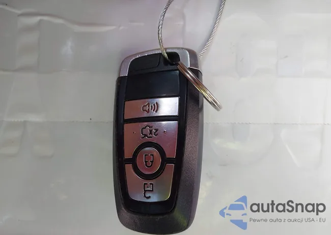 3FA6P0HD1HR284639: 42238279