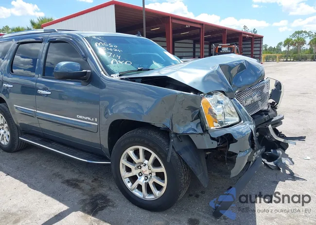 1GKFK638X8J182289: 42238305