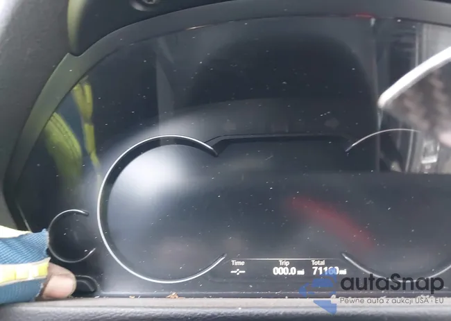 WBA8B3G57JNV01064: 42238320